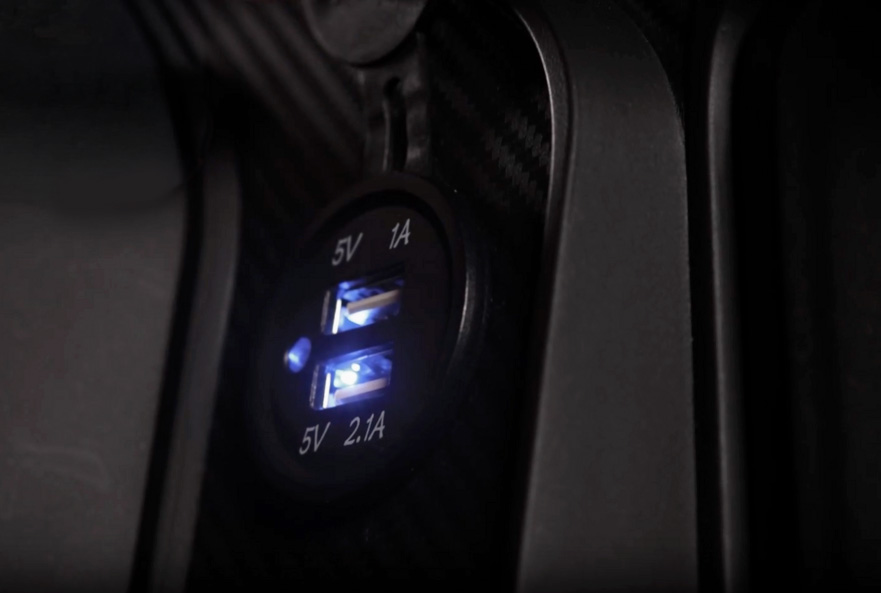 Golf cart USB charging port